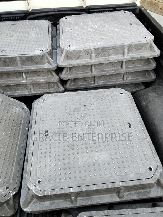Heavy Duty Manhole Cover - thumbnail 2