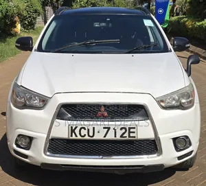 Mitsubishi RVR 2.0 2012 White