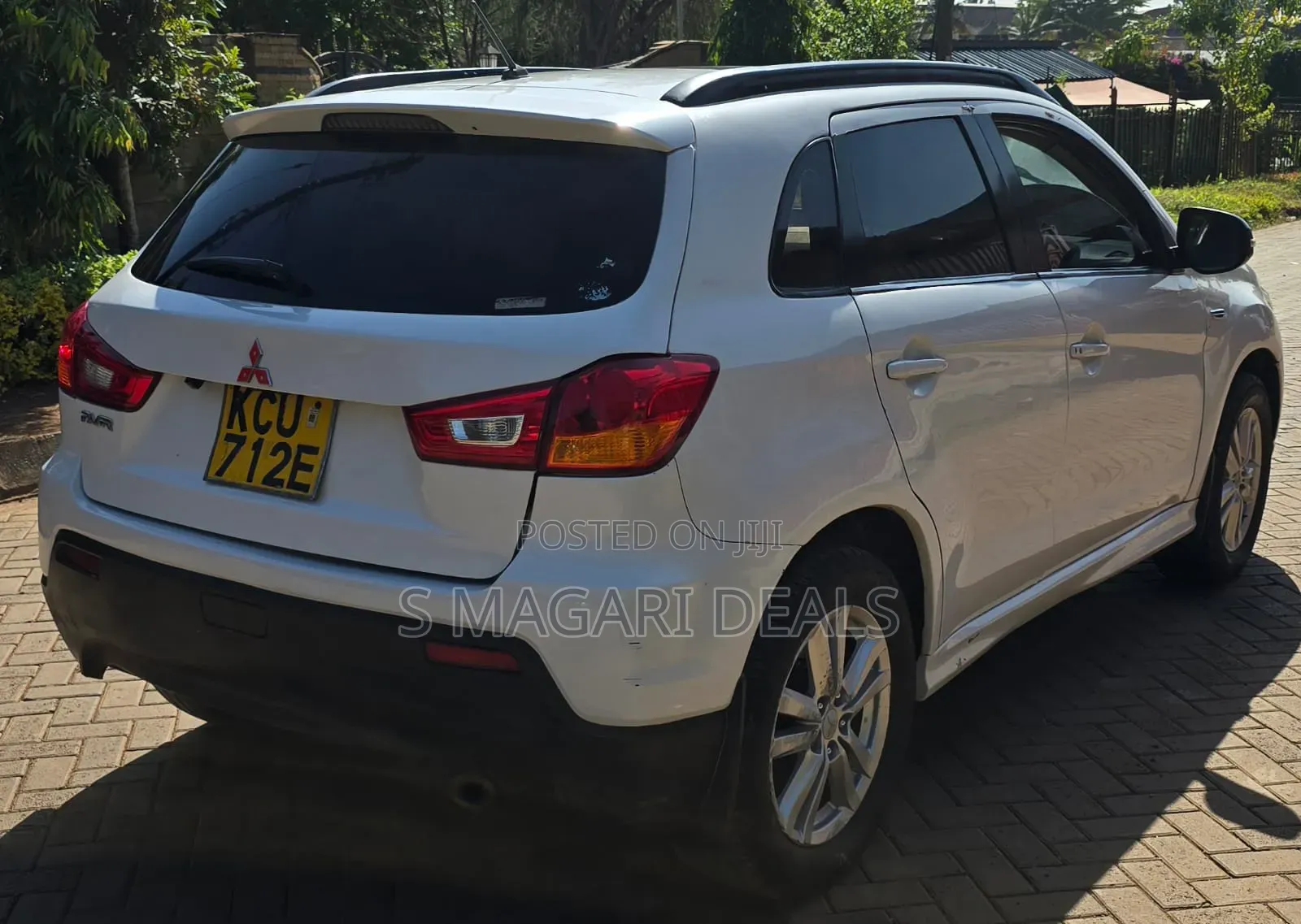 Mitsubishi RVR 2.0 2012 White