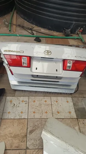 Corolla 110 Sprinter Boot,Trunk