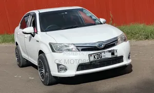 Toyota Axio 1.5 Hybrid 2WD 2014 White