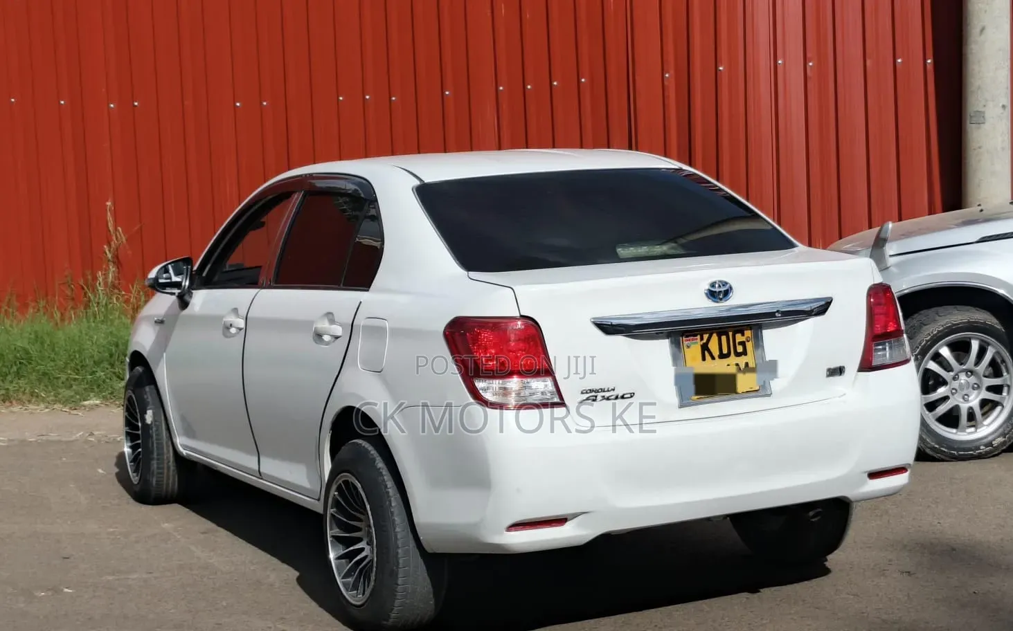 Toyota Axio 1.5 Hybrid 2WD 2014 White