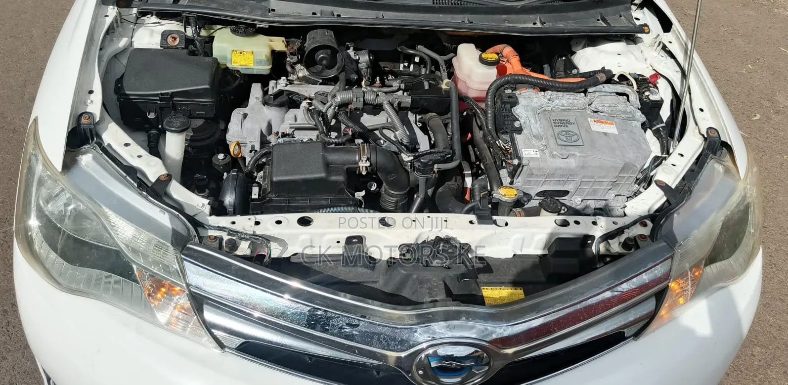 Toyota Axio 1.5 Hybrid 2WD 2014 White