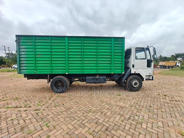 Ashok Leyland Lorry - main view