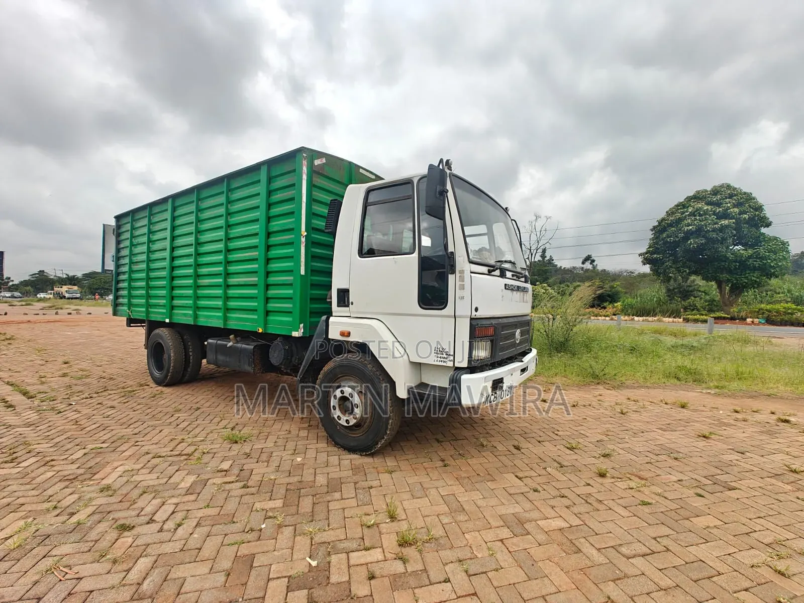 Ashok Leyland Lorry
