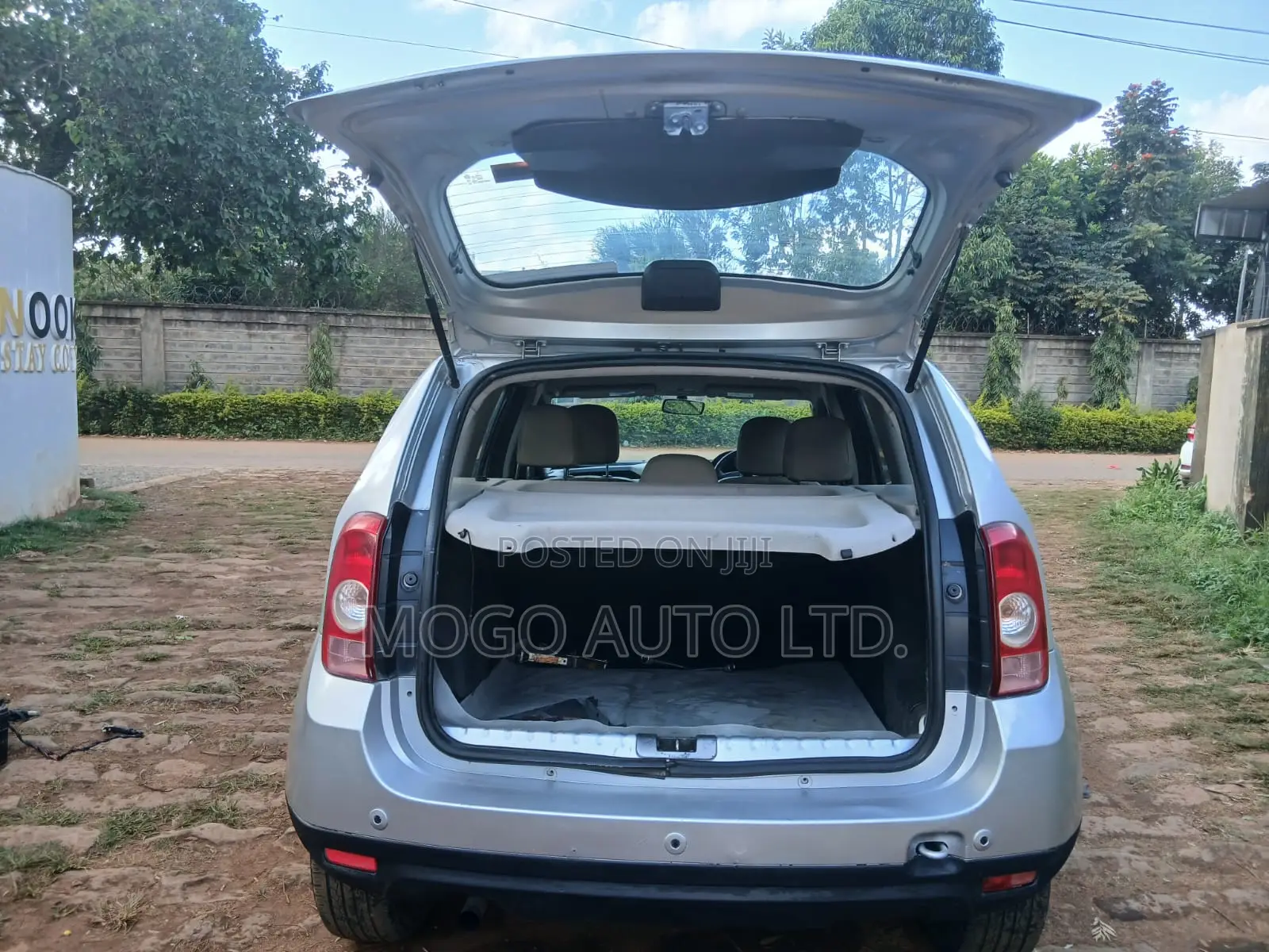 Renault Duster 2014 Silver