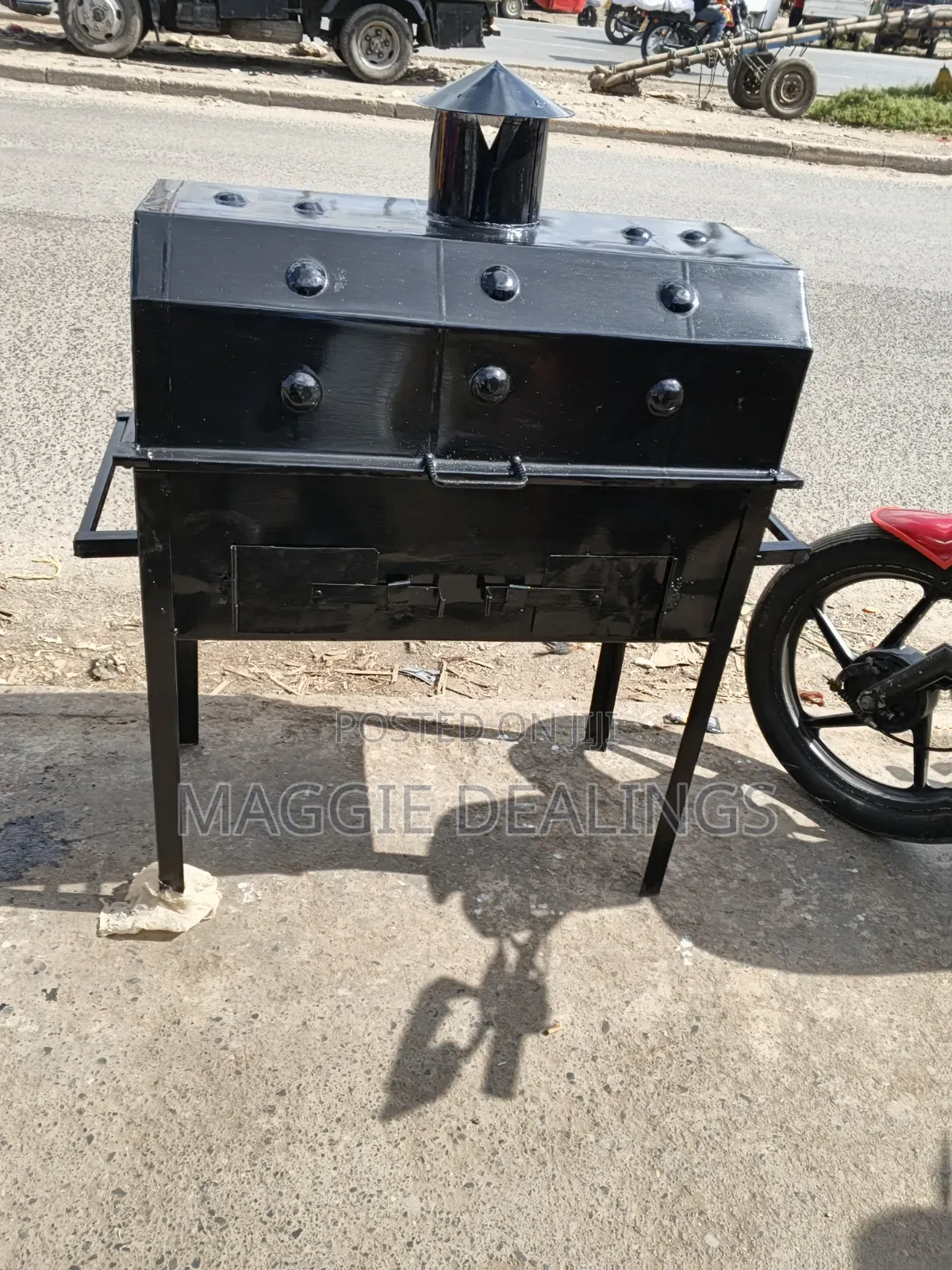Charcoal Closed Grill