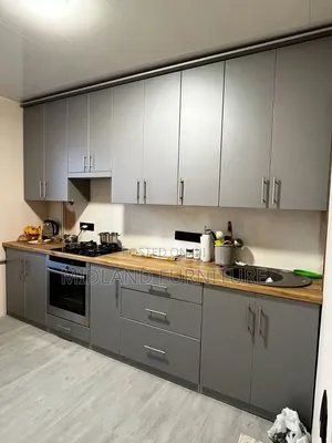 Kitchen Cupboard / Kitchen Cabinet Fitting