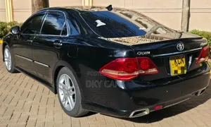 Toyota Crown 2010 Black