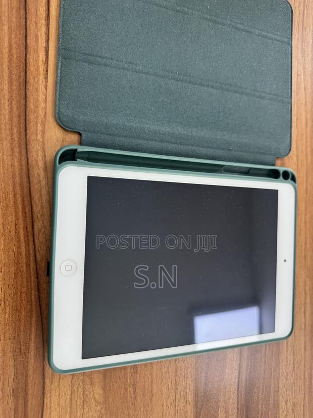 Apple iPad mini 2 32 GB Silver - thumbnail 2