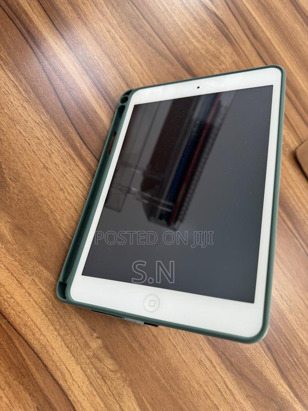 Apple iPad mini 2 32 GB Silver - thumbnail 3