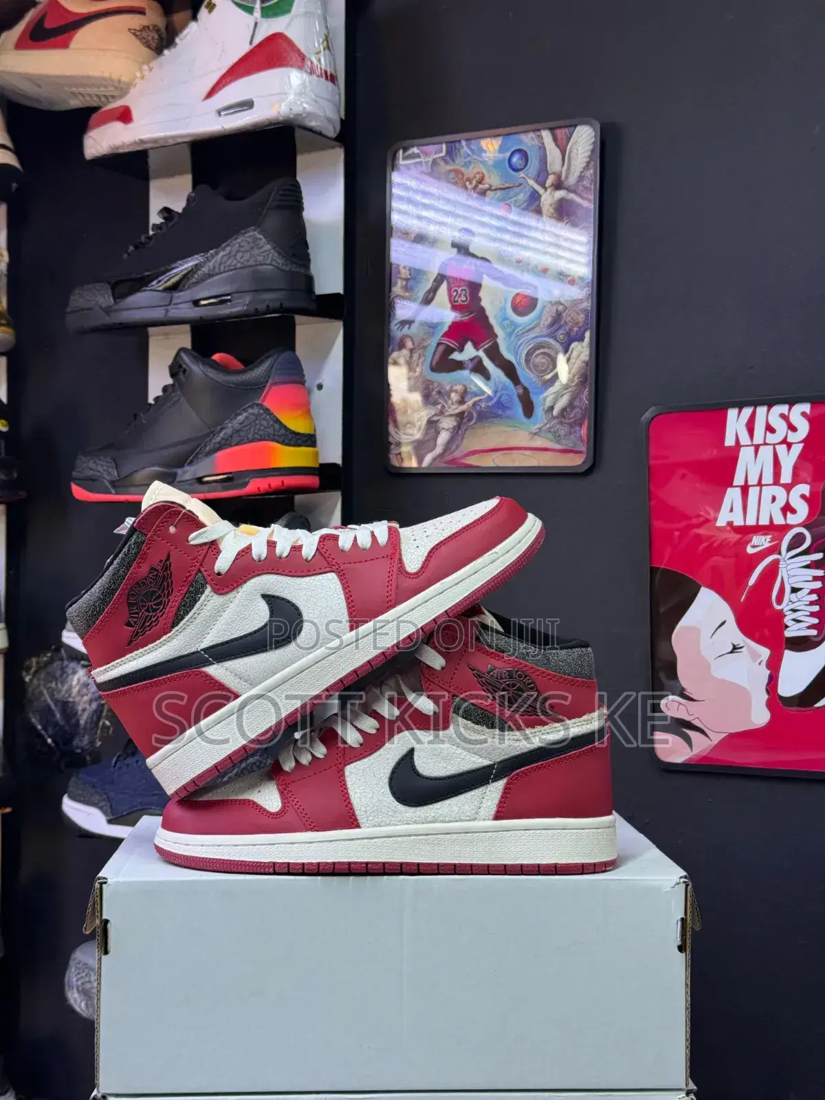 Nike Air Jordan 1 Retro High "Chicago Lost and Found