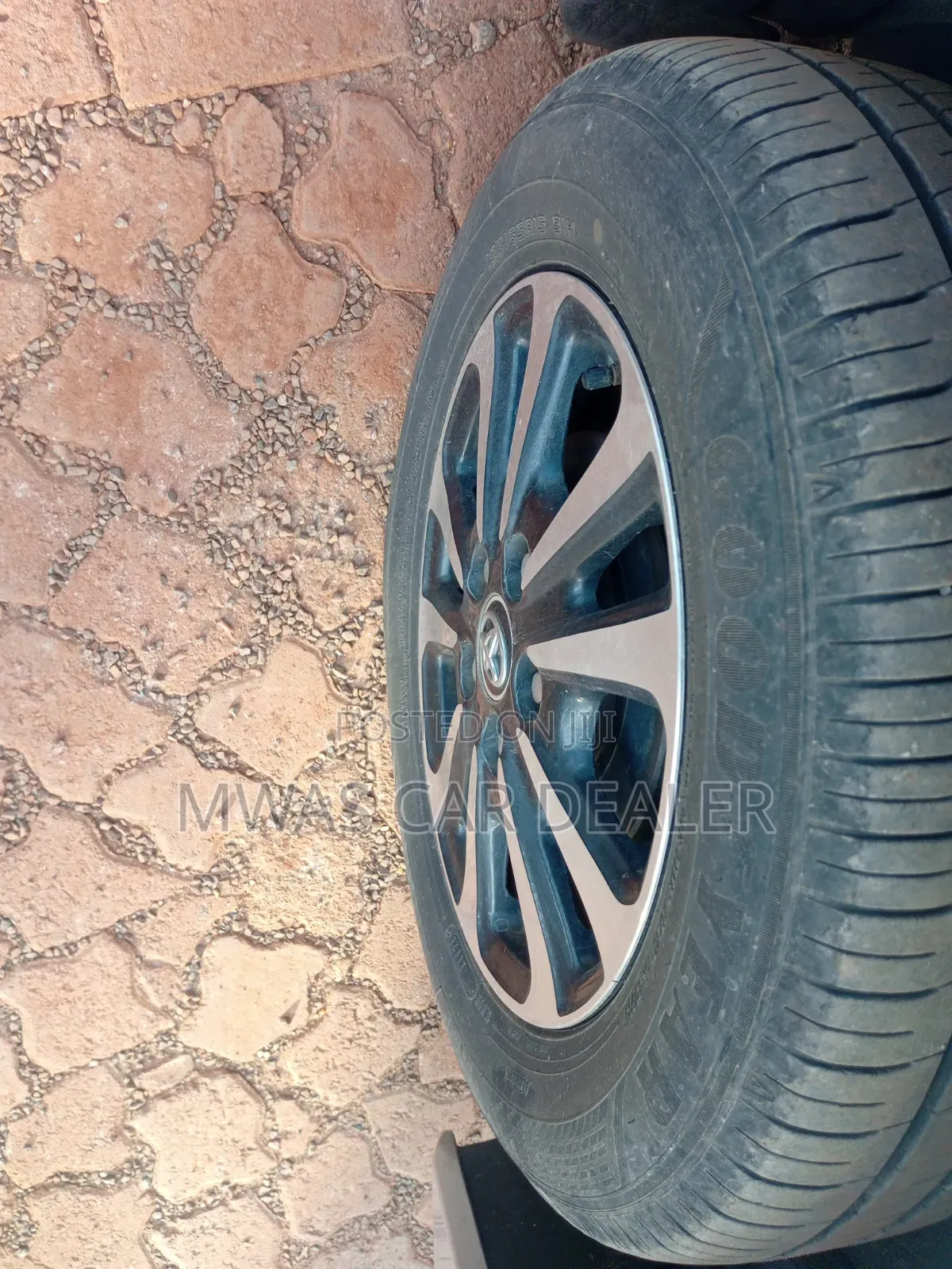 Toyota Esquire 2018 Silver
