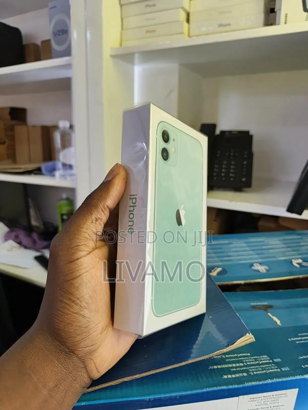 New Apple iPhone 11 128 GB Green - thumbnail 2
