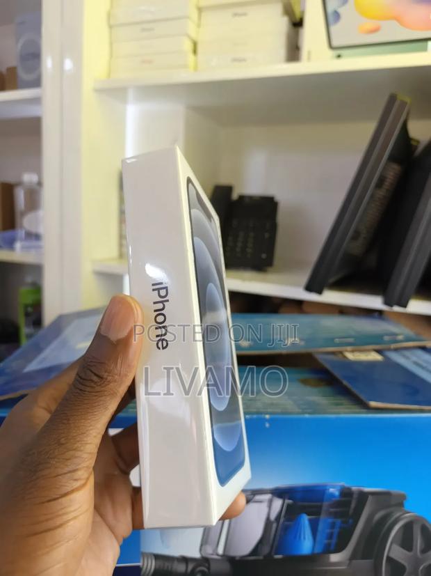New Apple iPhone 12 128 GB White - thumbnail 3