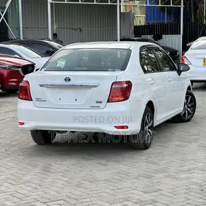 Toyota Axio 1.5 Hybrid 2WD 2019 White