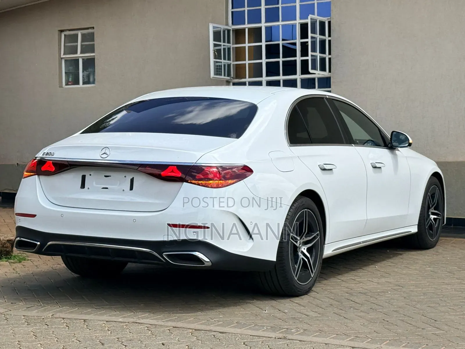 Mercedes-Benz E200 2024 White