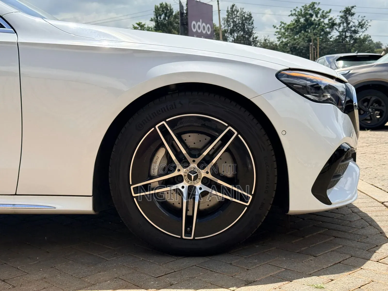 Mercedes-Benz E200 2024 White
