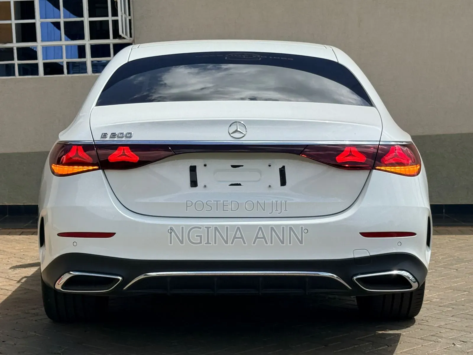 Mercedes-Benz E200 2024 White