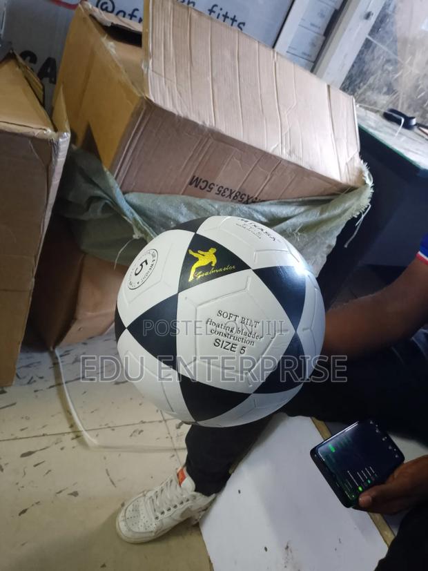 Mikasa Kids Soccer Ball - thumbnail 2