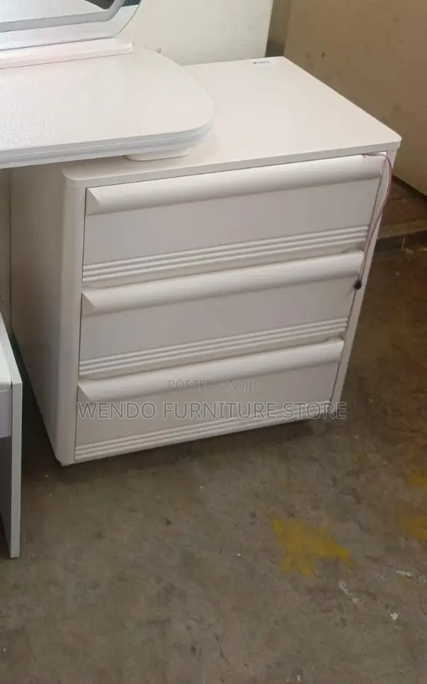 Dressers; Quality Elegant Home Bedroom Vanity Set