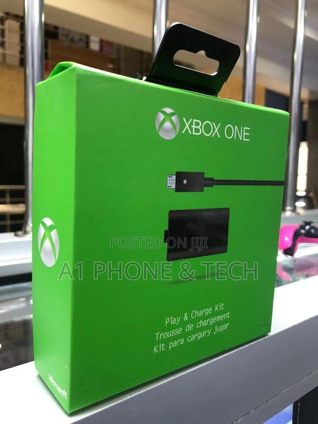 Xbox One Rechargeable Battery - thumbnail 2