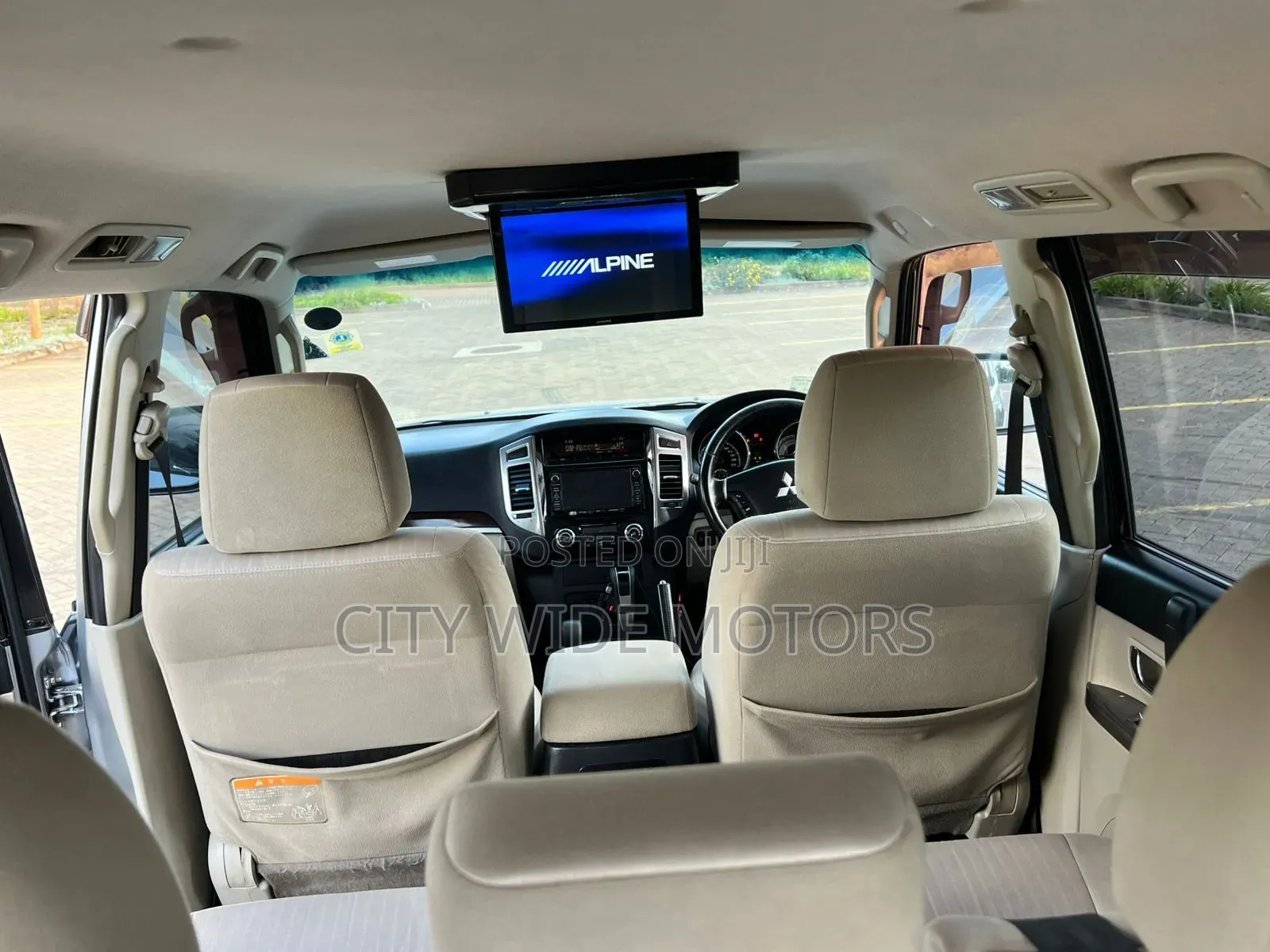 Mitsubishi Pajero V80 3.2 DI-D 2015 Silver