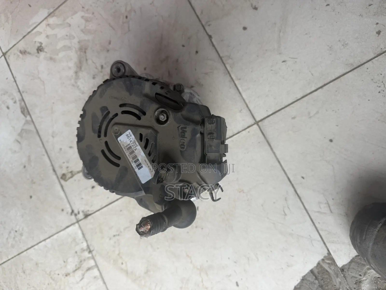 Alternator Nissian Serena