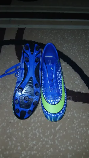 Blue Lime Green Soccer Football Boots - Size 44 (Brand New)