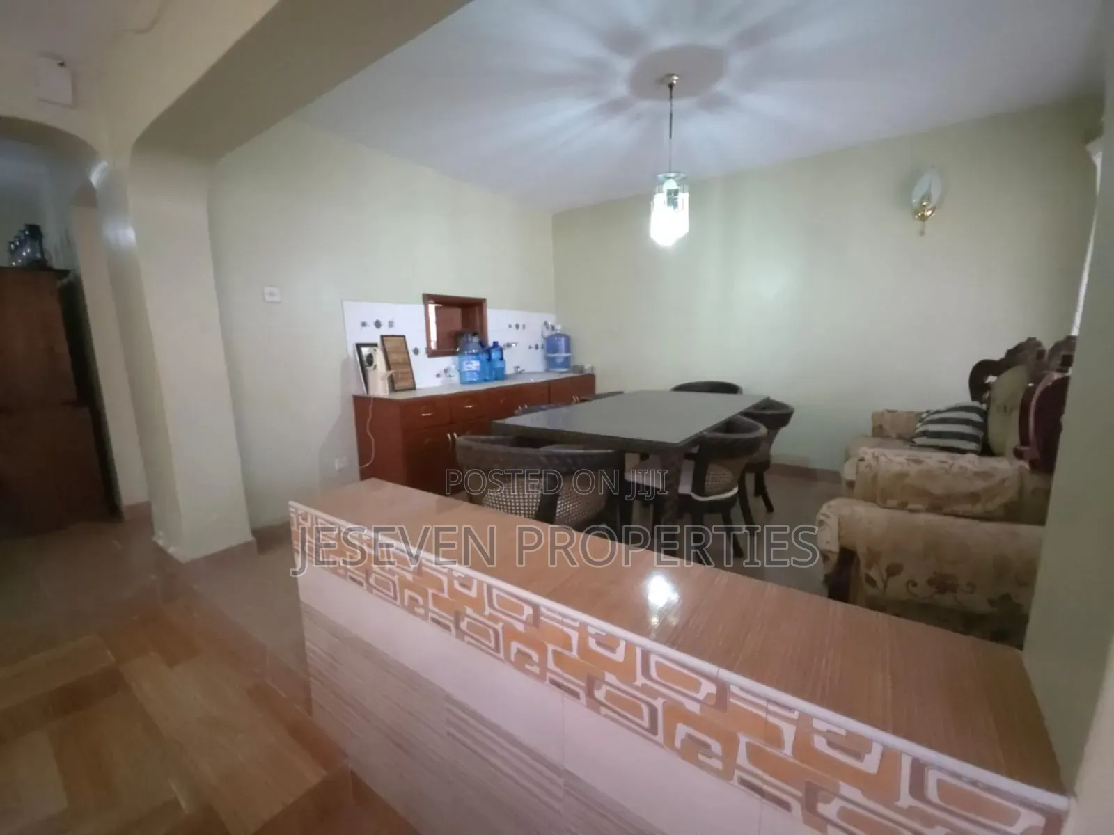 5bdrm Maisonette in South B for rent