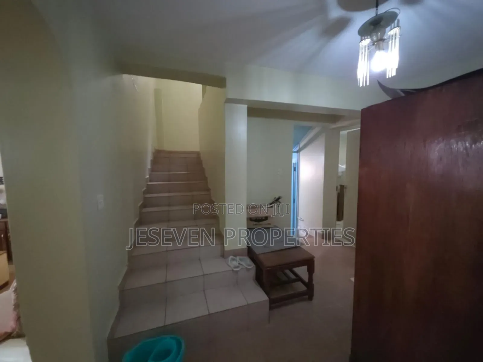 5bdrm Maisonette in South B for rent