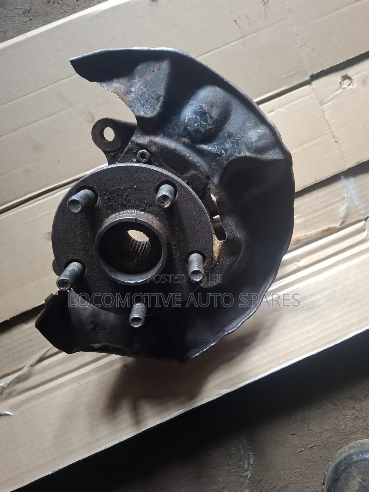 Front Hub Wish /Premio 4wd