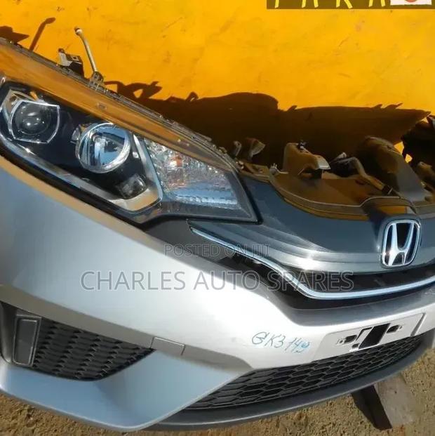 Honda Fit 2015-2018 Nosecut Xenon/Zenon