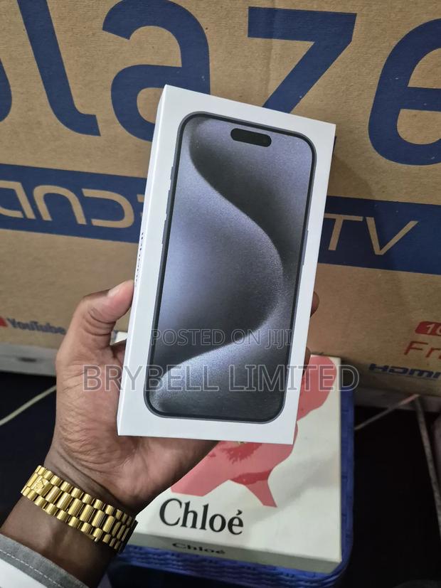 New Apple iPhone 15 Pro Max 256 GB Black - thumbnail 2