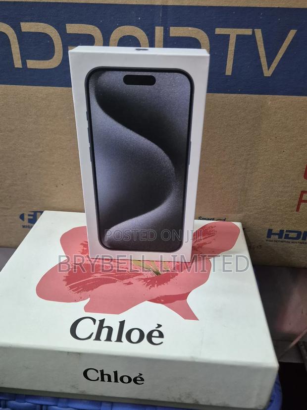 New Apple iPhone 15 Pro Max 256 GB Black - thumbnail 3