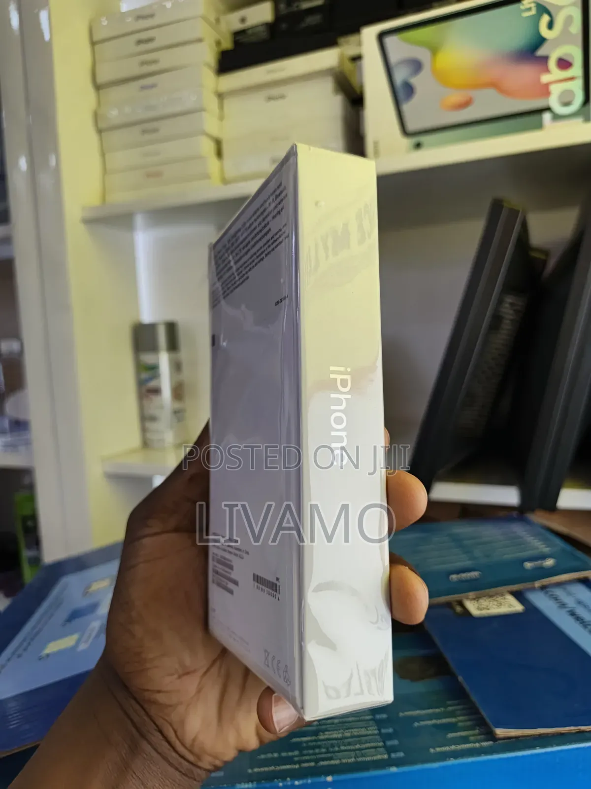 New Apple iPhone 11 128 GB White
