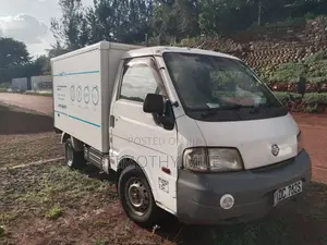 Nissan Vanette 2013 White