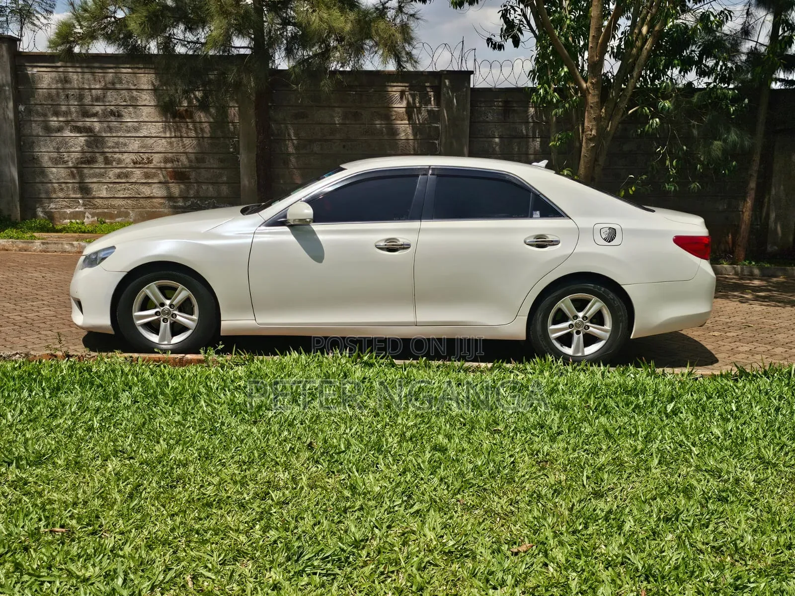 Toyota Mark X 2.5 RWD 2012 White