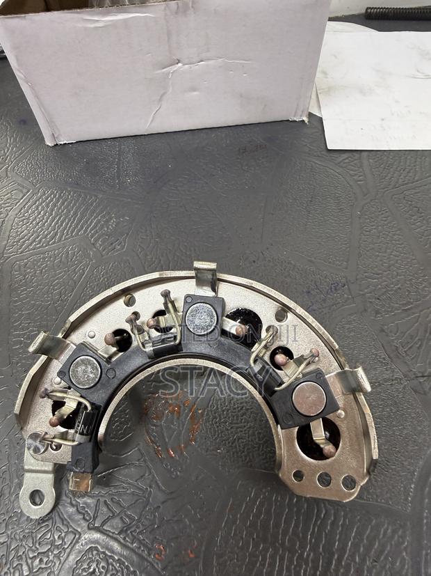 Diode Plate Nissian Td - thumbnail 2
