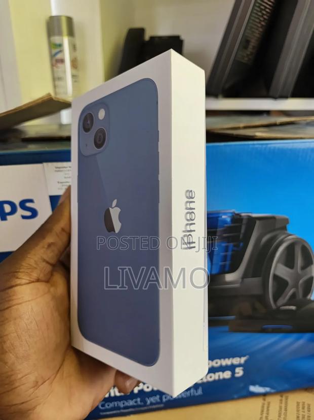 New Apple iPhone 13 128 GB Blue - thumbnail 2