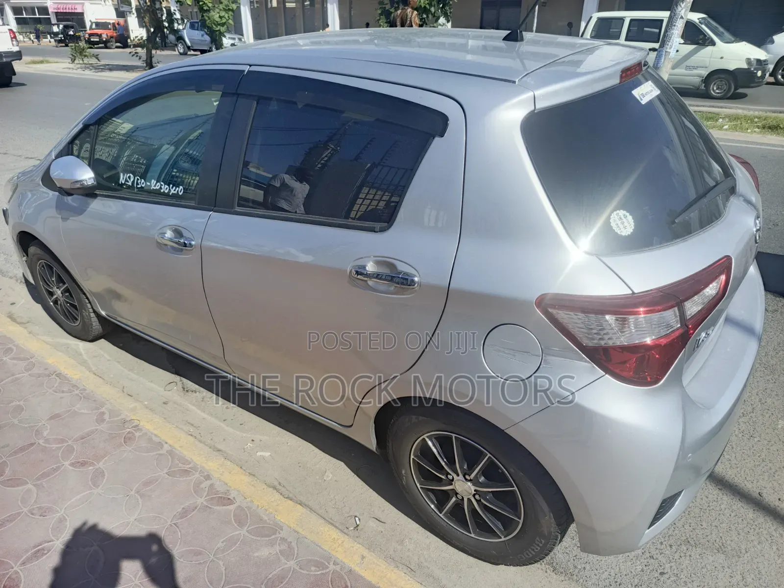 Toyota Vitz 2019 Silver