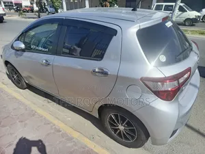 Toyota Vitz 2019 Silver