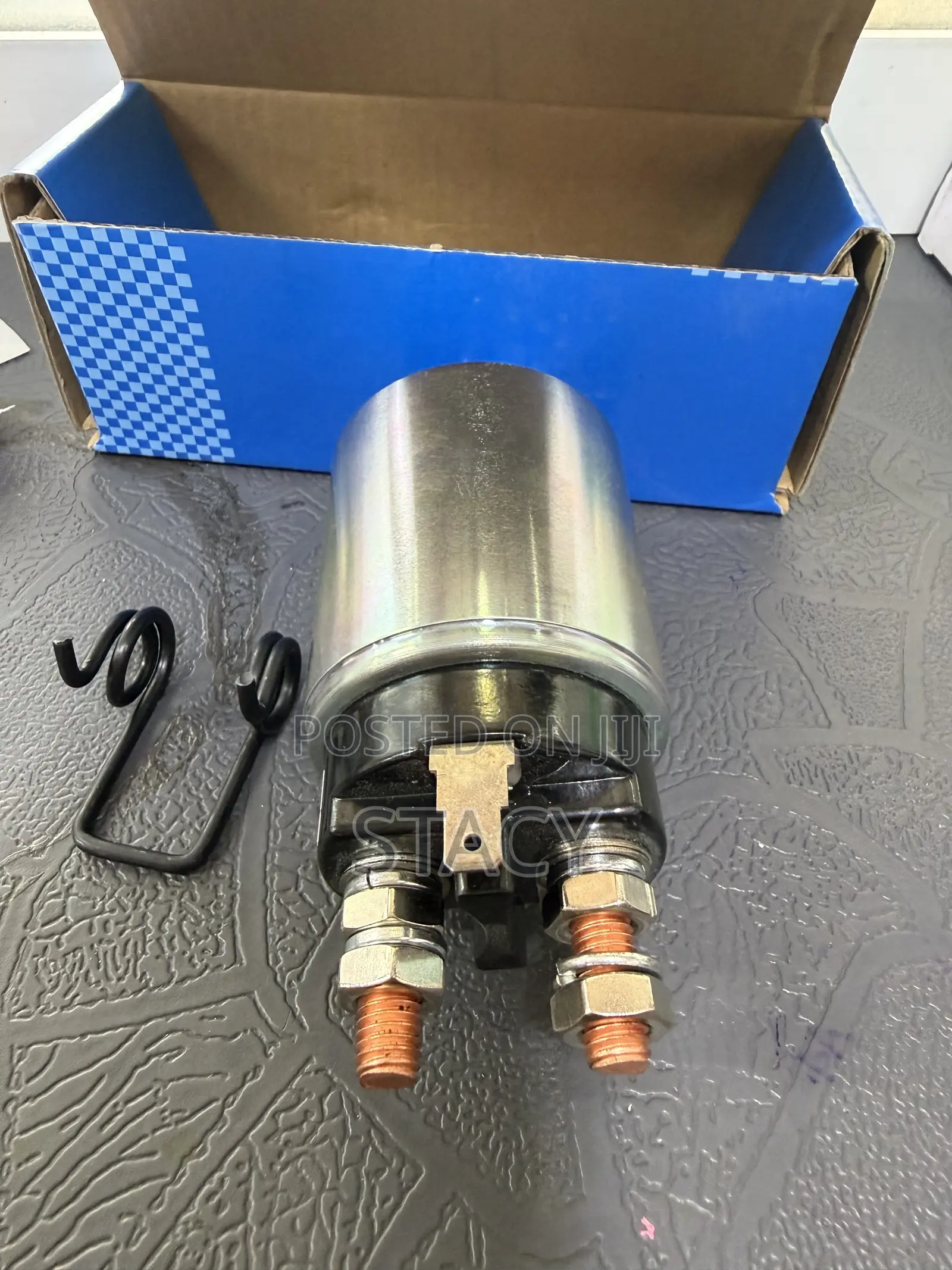 Solenoid Switch Nissian Caravan