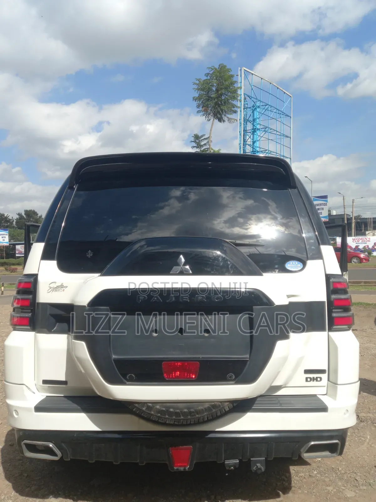 Mitsubishi Pajero 2019 White