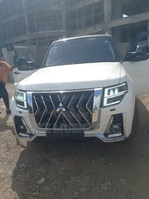 Mitsubishi Pajero 2019 White