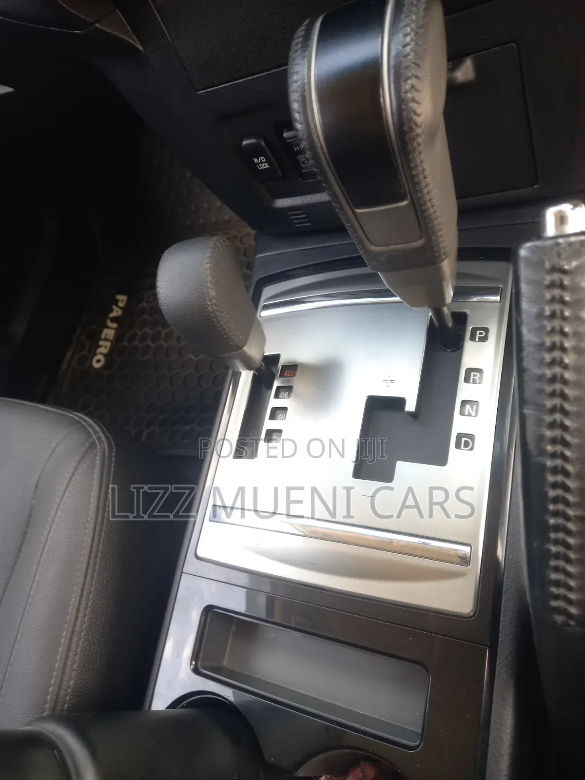 Mitsubishi Pajero 2019 White