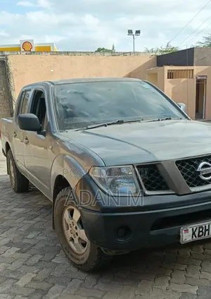 Nissan Navara 2009 Silver