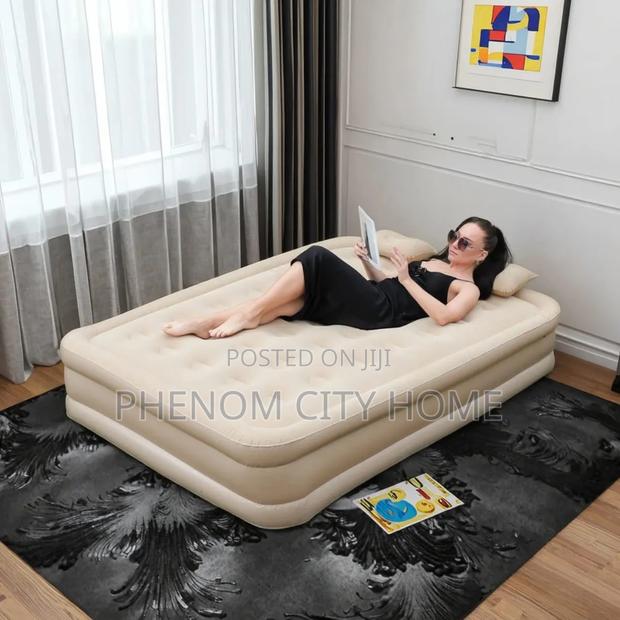 Queen Size Inflatable Bed - thumbnail 3