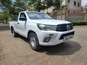 Toyota Hilux Revo Single Cab Deisel 2.4 RWD 2016 White