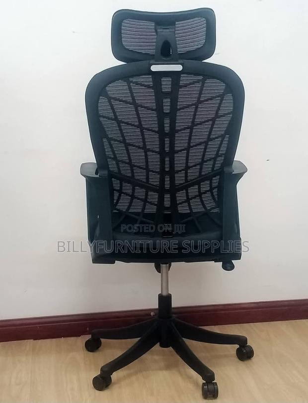 Ergonomic Office Chair Nairobi – Stylish Supportive Design - thumbnail 2